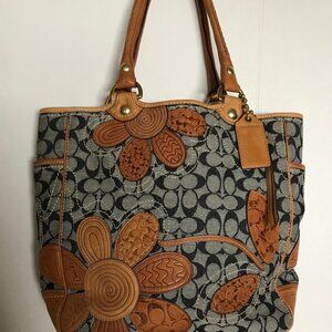 Women's Coach Tote Bag